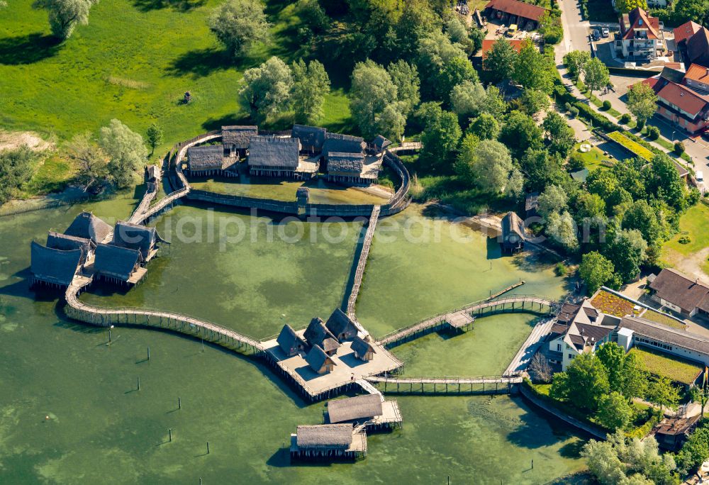 Aerial photograph Uhldingen-Mühlhofen - Museum building ensemble Pfahlbauten Unteruhldingen in the lake of Constance in Uhldingen-Muehlhofen in the state Baden-Wurttemberg, Germany