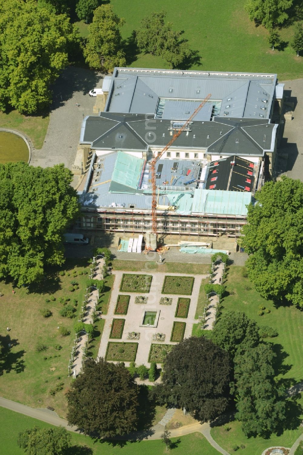 Aerial image Stuttgart - Museum building ensemble Staatliches Museum fuer Naturkunde Rosensteinstrasse in Stuttgart in the state Baden-Wuerttemberg