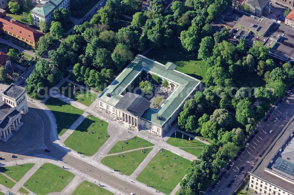 München from above - Museum building ensemble Glyptothek in Munich in the state Bavaria, Germany