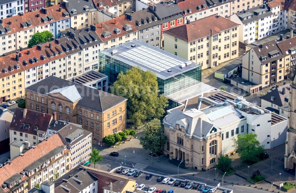 Hagen from the bird's eye view: Museum building of Osthaus Museum for Contemporary Art on Museumsplatz in the city center of Hagen in the state of North Rhine-Westphalia