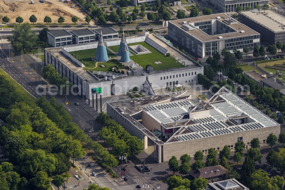 Aerial photograph Bonn - View of the Museum Mile with the Art and Exhibition Hall of the Federal Republic of Germany and the House of History in Bonn