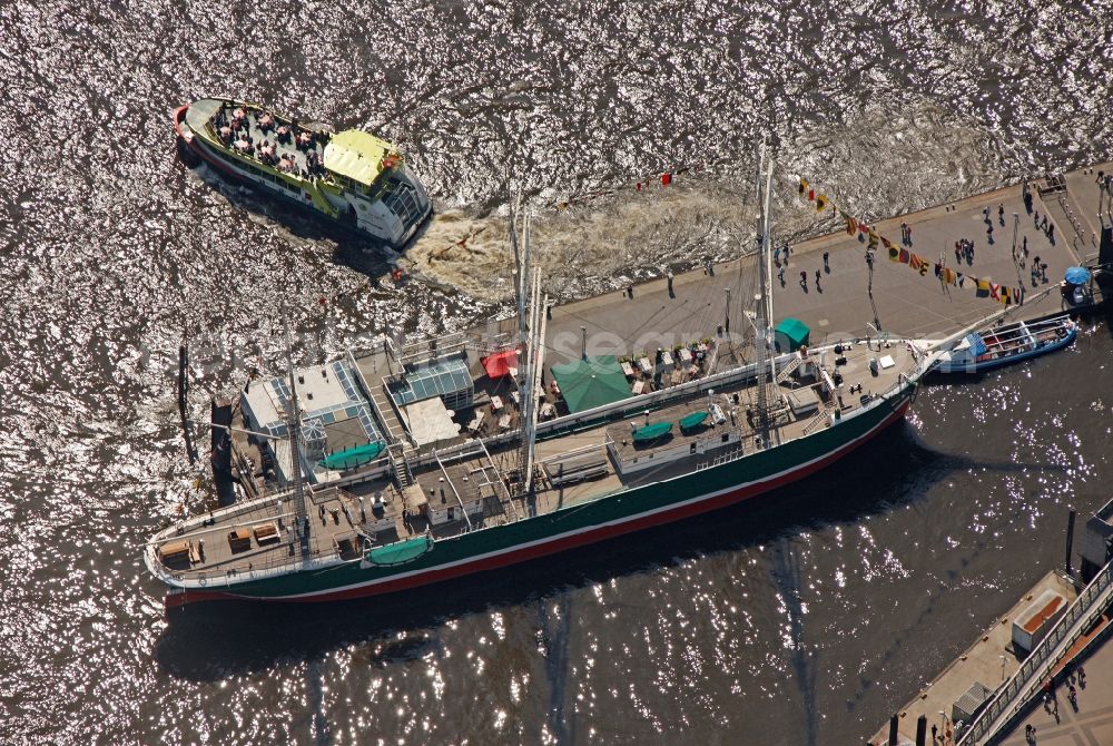 Hamburg from above - Museum Rickmer-Rickmers on the banks of the Norderelbe in Hamburg harbor in the state of Hamburg