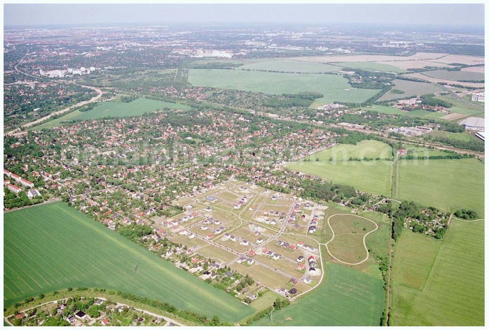 Aerial photograph Teltow / Brandenburg - Bau des Musikerviertels der Deutschen Post Immobilien an der Beethovenstraße in Teltow / Brandenburg. Herr Dipl.-Ing. Manfred von Sanden Deutsche Post AG, Charles-de-Gaulle-Straße 20, 53113 Bonn,Tel. 0228-182-4202