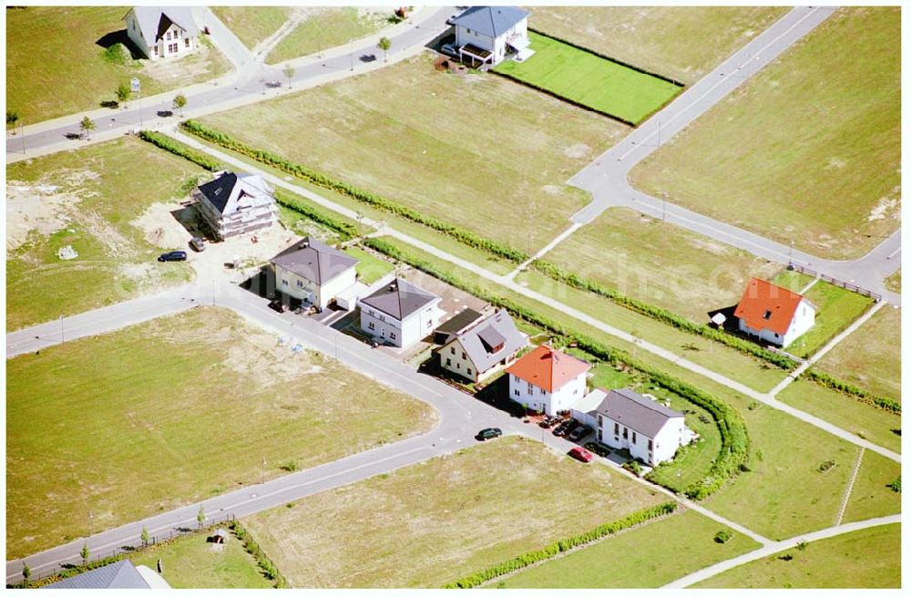 Teltow / Brandenburg from above - Bau des Musikerviertels der Deutschen Post Immobilien an der Beethovenstraße in Teltow / Brandenburg. Herr Dipl.-Ing. Manfred von Sanden Deutsche Post AG, Charles-de-Gaulle-Straße 20, 53113 Bonn,Tel. 0228-182-4202