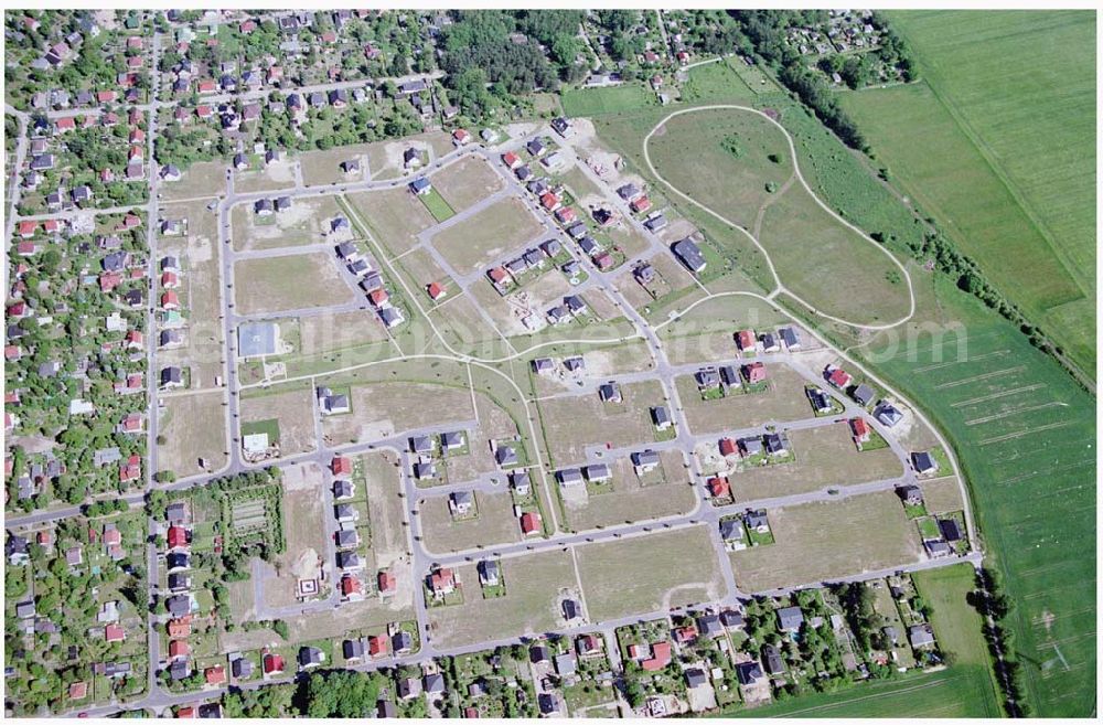 Aerial photograph Teltow / Brandenburg - Bau des Musikerviertels der Deutschen Post Immobilien an der Beethovenstraße in Teltow / Brandenburg. Herr Dipl.-Ing. Manfred von Sanden Deutsche Post AG, Charles-de-Gaulle-Straße 20, 53113 Bonn,Tel. 0228-182-4202