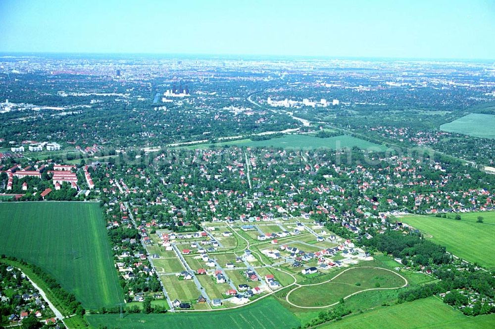 Aerial image Teltow / Brandenburg - Bau des Musikerviertels der Deutschen Post Immobilien an der Beethovenstraße in Teltow / Brandenburg. Herr Dipl.-Ing. Manfred von Sanden Deutsche Post AG, Charles-de-Gaulle-Straße 20, 53113 Bonn,Tel. 0228-182-4202