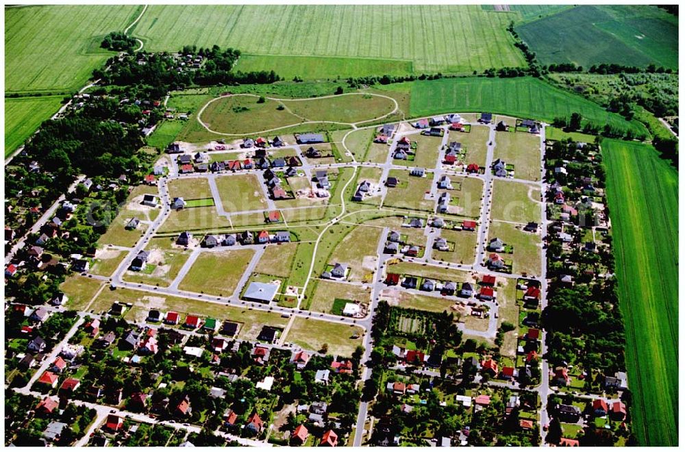 Teltow / Brandenburg from above - Bau des Musikerviertels der Deutschen Post Immobilien an der Beethovenstraße in Teltow / Brandenburg. Herr Dipl.-Ing. Manfred von Sanden Deutsche Post AG, Charles-de-Gaulle-Straße 20, 53113 Bonn,Tel. 0228-182-4202