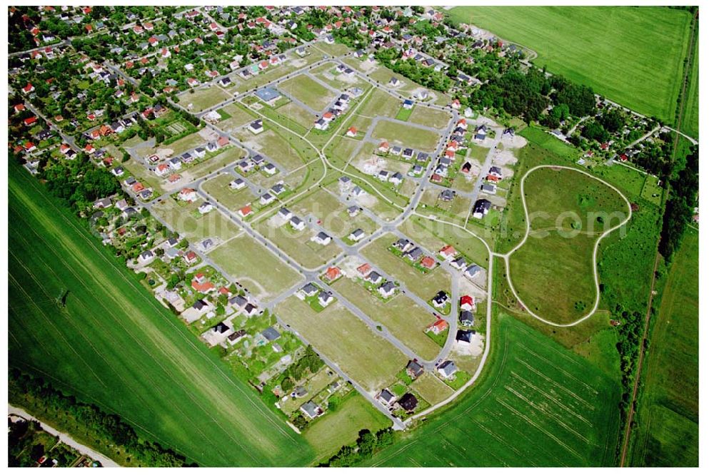 Teltow / Brandenburg from above - Bau des Musikerviertels der Deutschen Post Immobilien an der Beethovenstraße in Teltow / Brandenburg. Herr Dipl.-Ing. Manfred von Sanden Deutsche Post AG, Charles-de-Gaulle-Straße 20, 53113 Bonn,Tel. 0228-182-4202