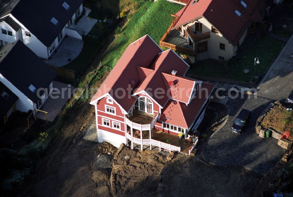 Engelskirchen from the bird's eye view: Model house single-family house of the company Schwedenhaus on the street Sachsenweg in the district Ruenderoth in Engelskirchen in the state North Rhine-Westphalia, Germany