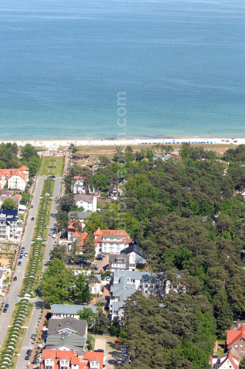 BAABE from above - Blick auf die Mutter und Kind- Klinik der AWO Sano gGmbH an der Strandstrasse 20 in 18586 Ostseebad Baabe.