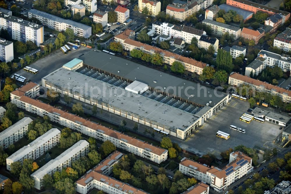 Aerial photograph Berlin - Depot of the Municipal Transport Company BVB Am Strassenbahnhof - Gradestrasse im Stadtteil Neukoelln in Berlin