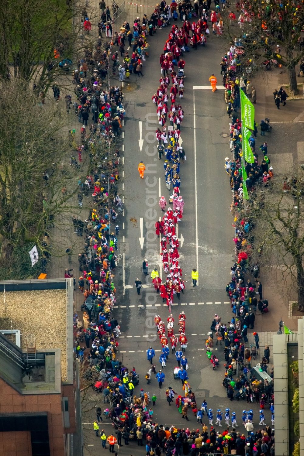 Aerial image Düsseldorf - Fool in carnival costumes at the Childrens- Carnival Parade in Duesseldorf in the state North Rhine-Westphalia