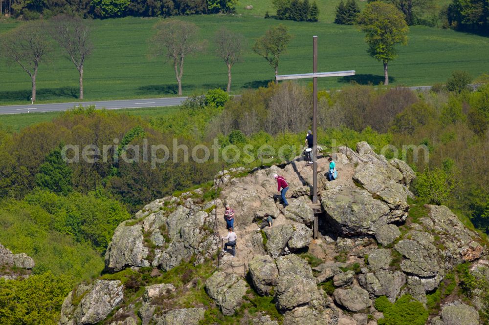 Aerial photograph Bruchhausen - Feldstein landscape Bruchhauser Steine in the rock and mountain landscape near Bruchhausen in the state North Rhine-Westphalia, Germany