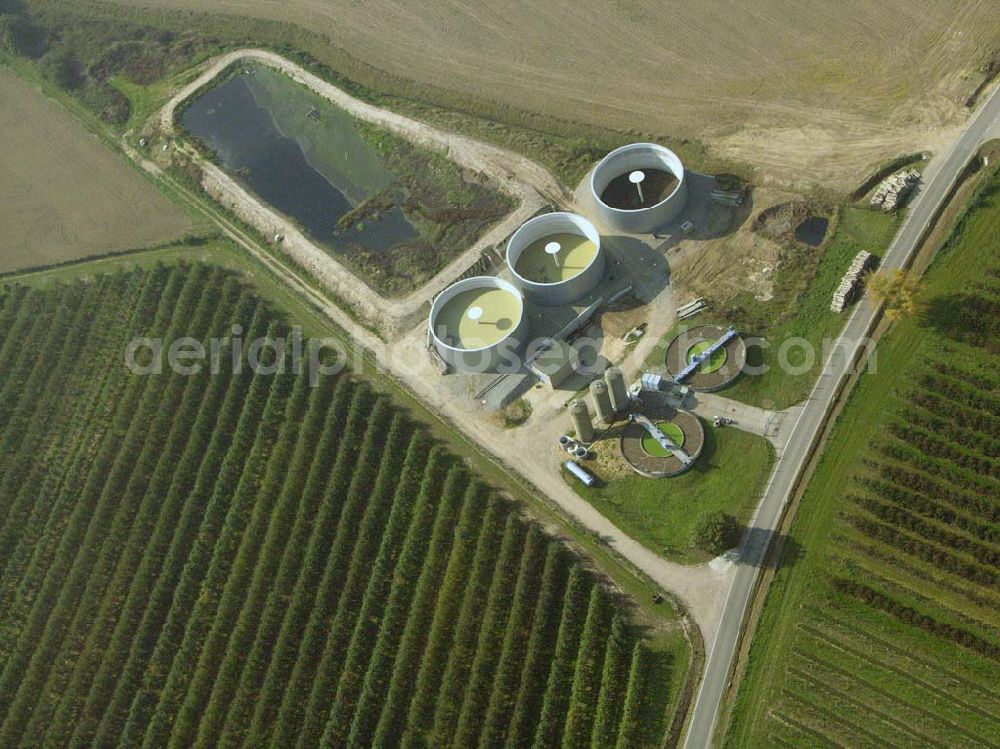 Ablass from the bird's eye view: Kläranlage der Firma NATURSAFT SACHSEN GMBH ABLASS,MITTELWEG 3, 04769 ABLASS, TELEFON: +49 (0)3 43 62/3 08 31, TELEFAX: +49 (0)3 43 62/3 08 33,