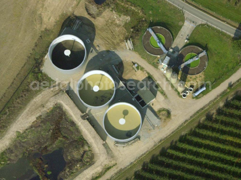 Aerial photograph Ablass - Kläranlage der Firma NATURSAFT SACHSEN GMBH ABLASS,MITTELWEG 3, 04769 ABLASS, TELEFON: +49 (0)3 43 62/3 08 31, TELEFAX: +49 (0)3 43 62/3 08 33,