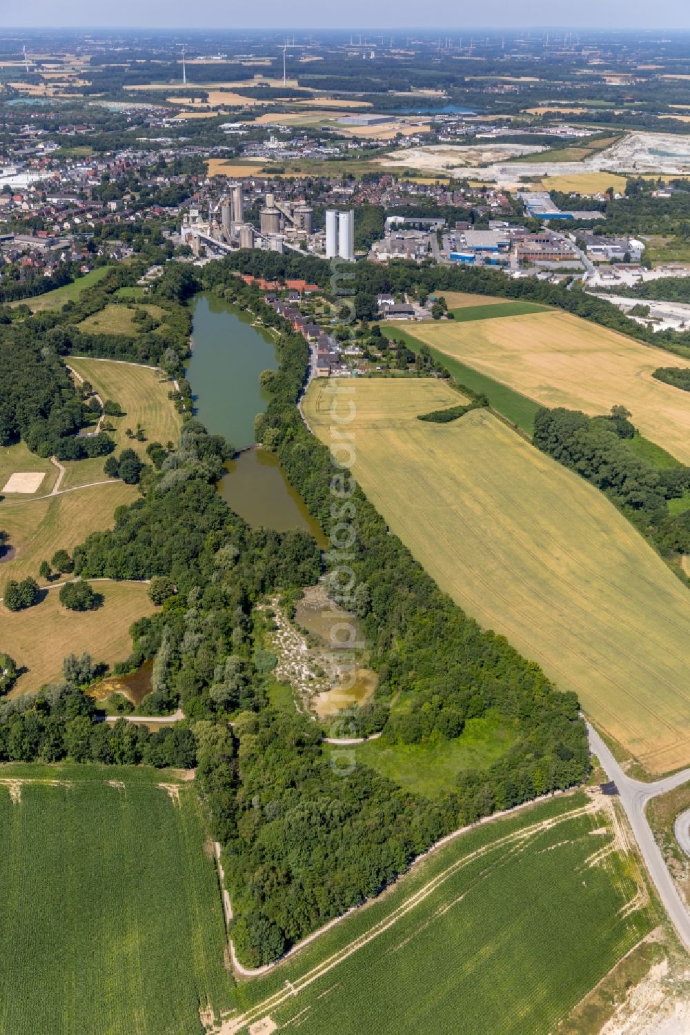 Aerial photograph Beckum - Kollenbach valley nature reserve in Beckum in the federal state of North Rhine-Westphalia, Germany