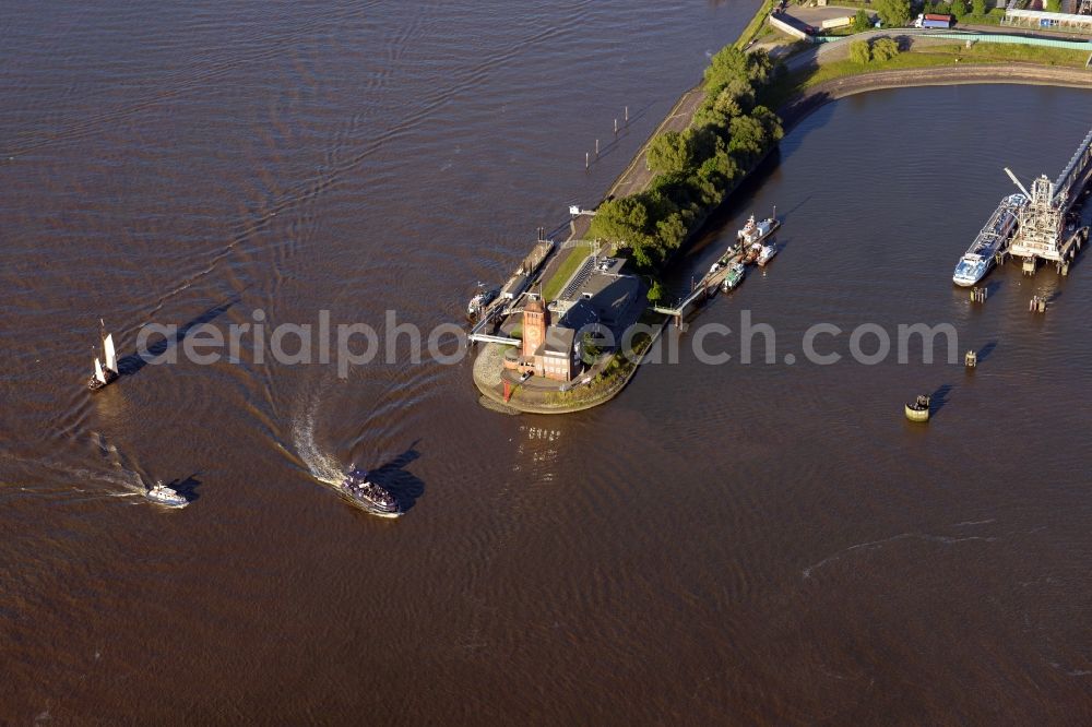 Aerial photograph Hamburg - VTS Vessel Traffic Service Centre in Hamburg-Waltershof. Operator is the Hamburg Port Authority HPA