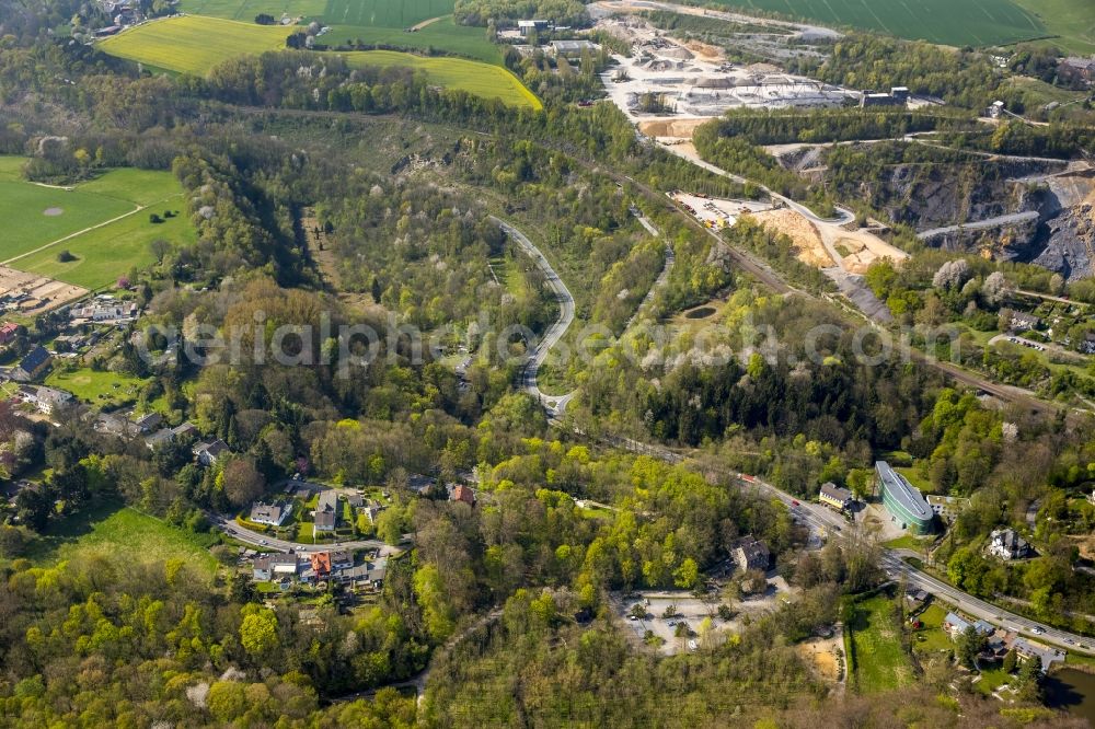 Mettmann from the bird's eye view: Nean der Valley on the area of the towns of Erkrath and Mettmann in the state of North Rhine-Westphalia. The famous valley is located - with the Nean dertal museum - in the niederbergisches Land which used to be an important industrial and mining region in the 19th century