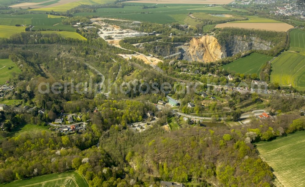 Mettmann from above - Nean der Valley on the area of the towns of Erkrath and Mettmann in the state of North Rhine-Westphalia. The famous valley is located - with the Nean dertal museum - in the niederbergisches Land which used to be an important industrial and mining region in the 19th century