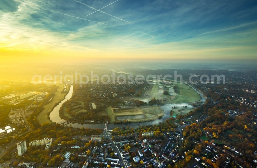 Essen from above - Fog over the autumnal riverbank of the Ruhrbogen Ueberruhr area in Essen in the state North Rhine-Westphalia