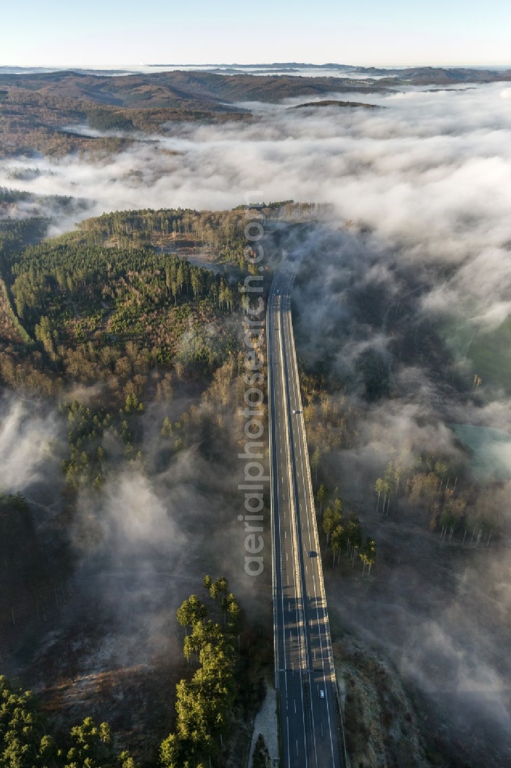 Aerial photograph Arnsberg OT Oeventrop - Fog surrounded motorway bridge on the motorway Autobahn A46 at Oeventrop - a district of Arnsberg in the Sauerland region in North Rhine-Westphalia