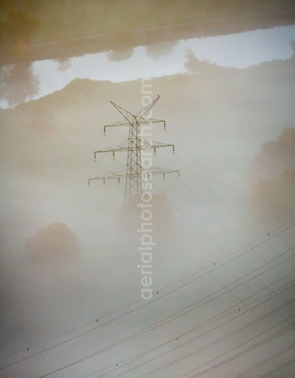 Hattingen from the bird's eye view: Fog cloud layer at current route of the power lines and pylons in Hattingen in the state North Rhine-Westphalia