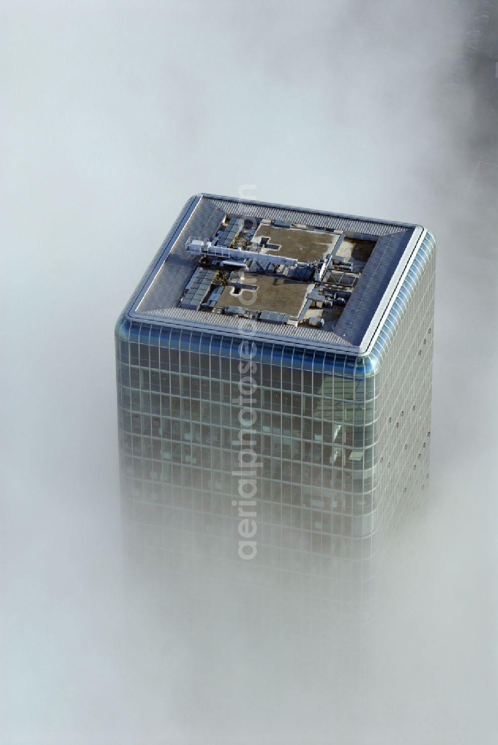 München from above - Outstanding from a layer of fog and high fog, the Uptown high-rise building - headquarters of Telefonica Germany (O2) and Astellas Pharma GmbH on Georg-Brauchle-Ring in the Moosach district of Munich in the state of Bavaria