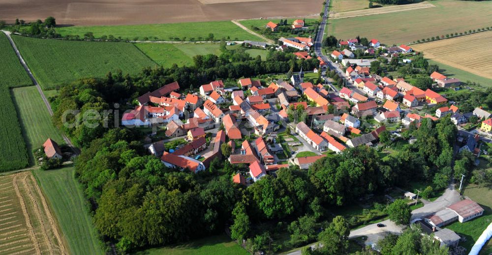 Aerial image Neckeroda - Das Dorf Neckeroda in Thüringen ist eine Station auf dem Goethewan derweg, einem 28 Kilometer langen Pfad im Thüringer Becken, den Johann Wolfgang von Goethe zwischen 1775 und 1783 häufig gegangen ist. Village Neckeroda in Thuringia is one station on linear walk Goethewan derweg, which was often taken by German writer Johann Wolfgang von Goethe between 1775 and 1783.