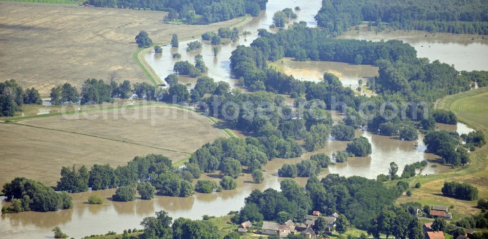 Aerial photograph Guben - Blick auf das Hochwasser der Neiße nördlich von Guben. View of the flood of the Neisse River north of Guben.