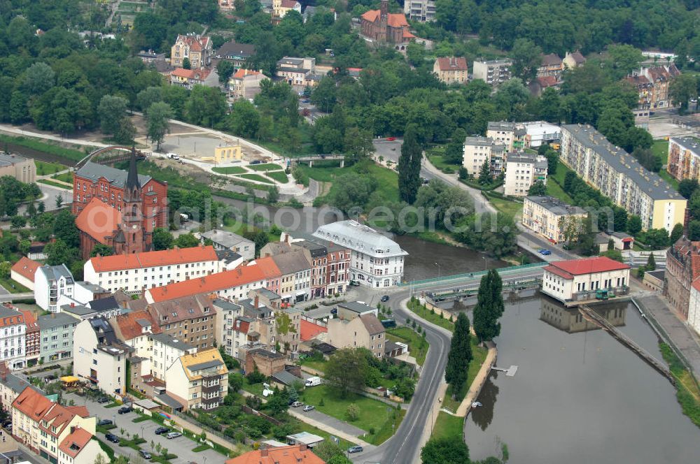 Guben from the bird's eye view: Neissebridge at the street Frankfurter Strasse is coincident the border between the german city Guben and Gubin in Poland