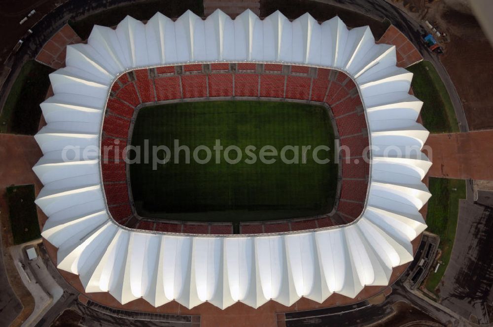 Aerial image Port Elizabeth - Blick auf das Nelson - Mandela - Bay - Stadion in Port Elizabeth in der Provinz Eastern Cape in Südafrika vor der Fußball-Weltmeisterschaft 2010. Der architektonische Entwurf stammt vom deutschen Architekturbüro Gerkan, Marg und Partner (gmp), die Tragwerksplanung für das Dach erfolgt durch Ingenieurbüro Schlaich, Bergermann und Partner. Das Stadion steht am North End Lake. View of the Nelson-Mandela-Bay-Stadium in Port Elizabeth in South Af?????????????????????????????????