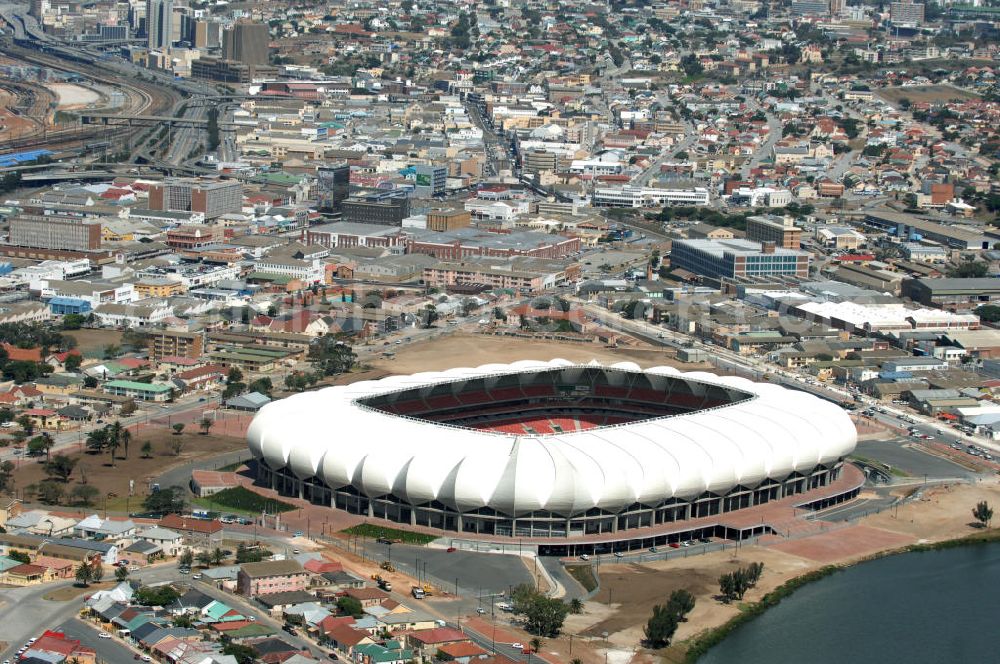 Port Elizabeth from above - Blick auf das Nelson - Mandela - Bay - Stadion in Port Elizabeth in der Provinz Eastern Cape in Südafrika vor der Fußball-Weltmeisterschaft 2010. View of the Nelson-Mandela-Bay-Stadium in Port Elizabeth in South Africa for the FIFA World Cup 2010.