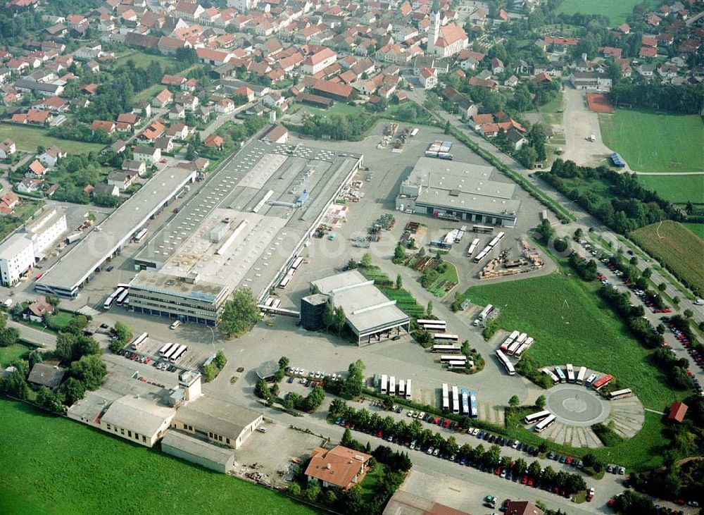 Pilsting from the bird's eye view: NEOPLAN-Werk im Gewerbegebiet bei Pilsting - Ganacker in Bayern.