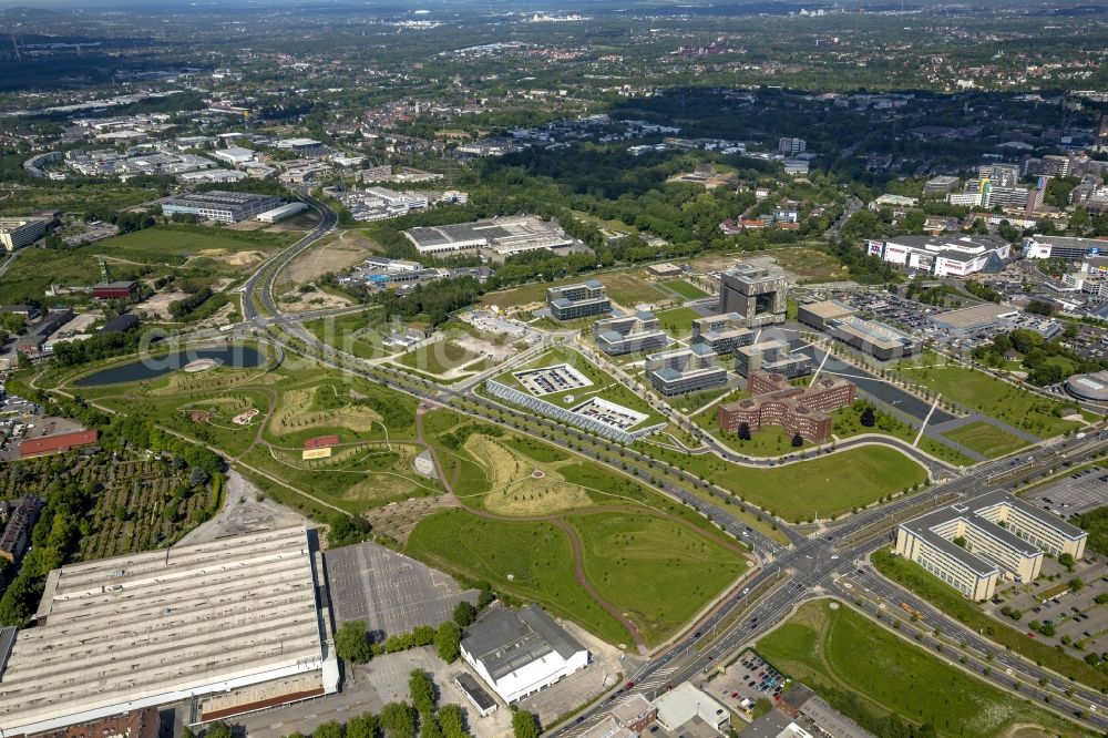 Aerial photograph Essen - The Krupp-Gürtel is an urban project, at the Altendorfer street corner Berthold-Beitz-Boulevard in the district Westviertel in Essen in the state North Rhine-Westphalia. The new buildings were erected on the largely untapped area of ??the former Kruppschen Gußstahlfabrik and are currently the headquarters of ThyssenKrupp AG