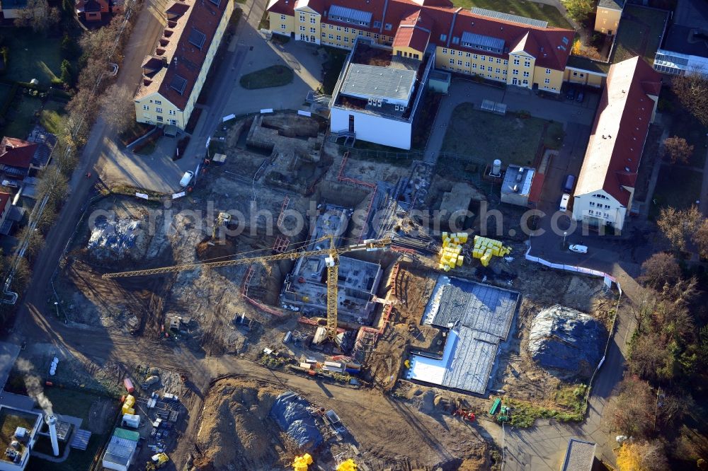 Berlin from above - New build and renovation of the psychiatry clinic at the Vivantes Clinical Centre Hellersdorf at the road Myslowitzer Strasse in Berlin-Kaulsdorf