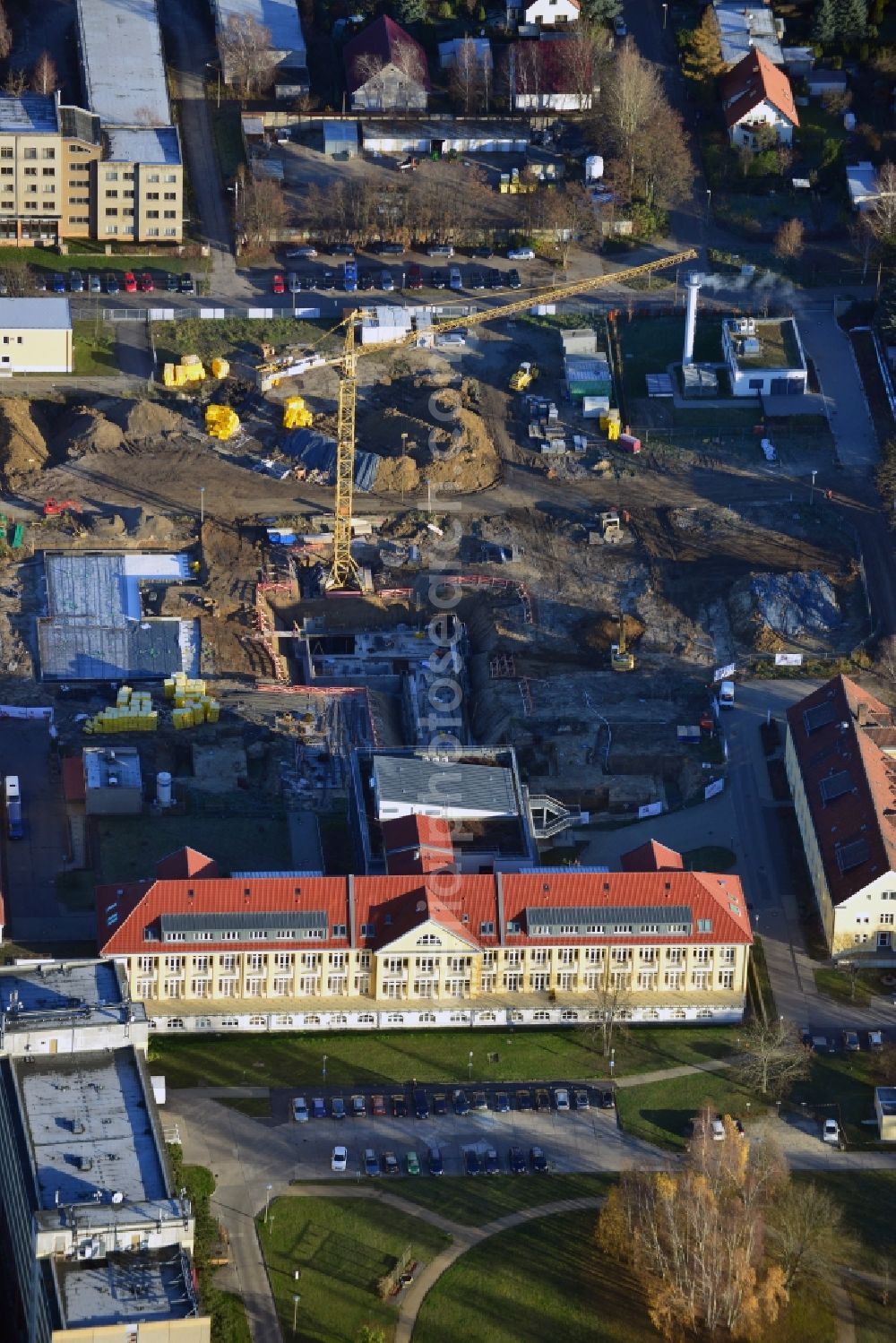 Aerial photograph Berlin - New build and renovation of the psychiatry clinic at the Vivantes Clinical Centre Hellersdorf at the road Myslowitzer Strasse in Berlin-Kaulsdorf