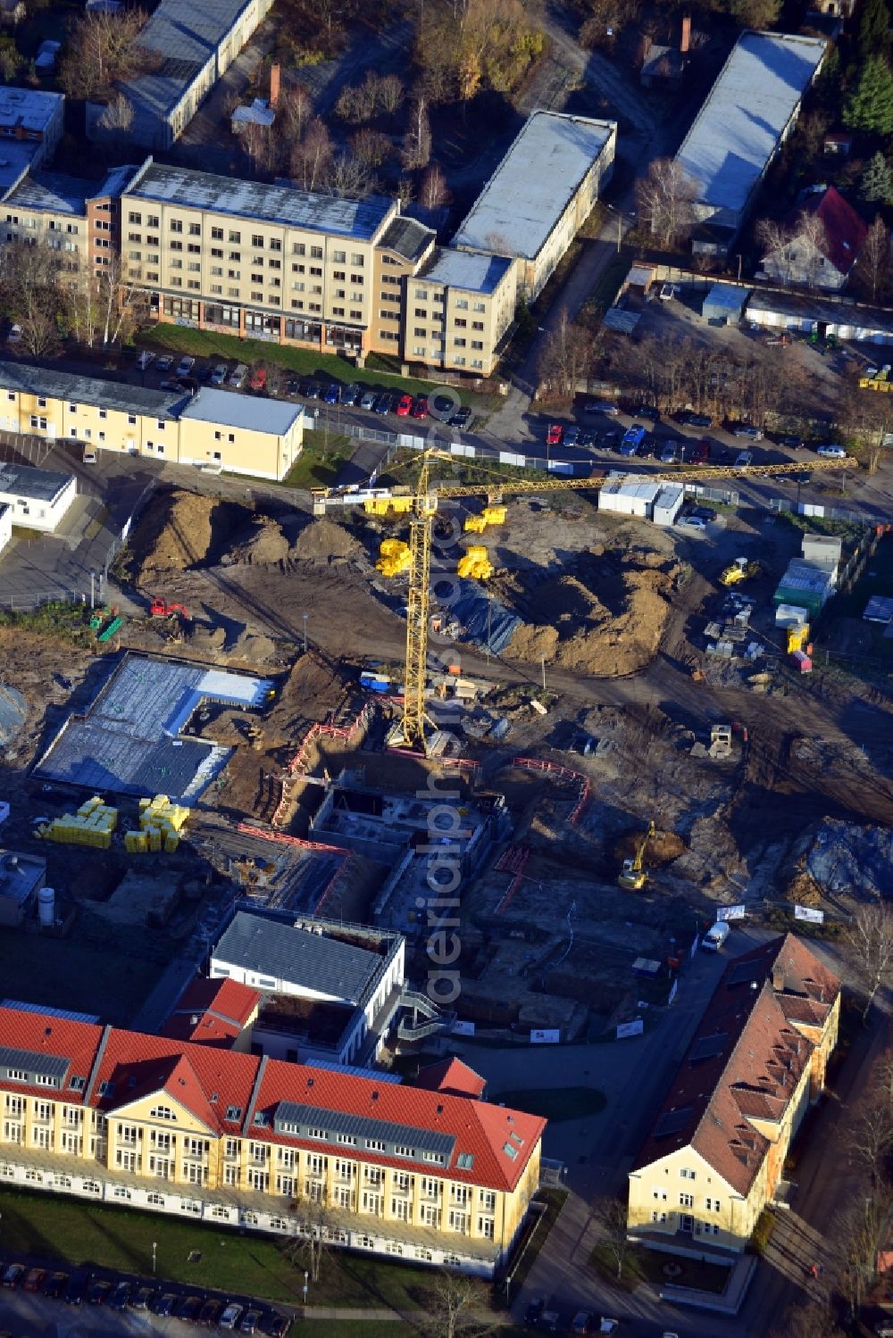 Berlin from the bird's eye view: New build and renovation of the psychiatry clinic at the Vivantes Clinical Centre Hellersdorf at the road Myslowitzer Strasse in Berlin-Kaulsdorf