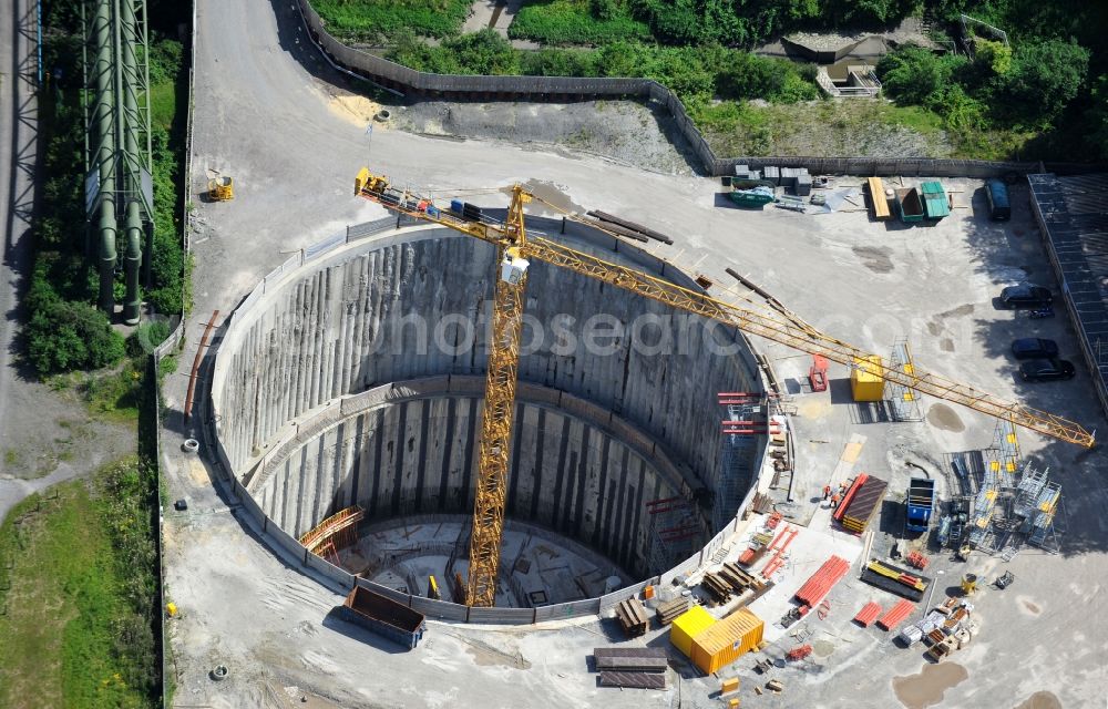 Aerial photograph Gelsenkirchen - Construction site to build a new pumping station at the sewer at the Emscher in Gelsenkirchen in the state of North Rhine-Westphalia