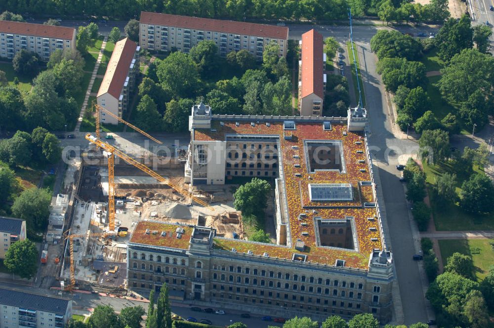 Dresden from the bird's eye view: Erweiterungsbaustelle am Landsgericht / Amtsgericht an der Lothringer Strasse in Dresden / Pirnaische Vorstadt. Extension building site of regional court / district court at Lothringer Straße in Dresden / Pirnaische Vorstadt.