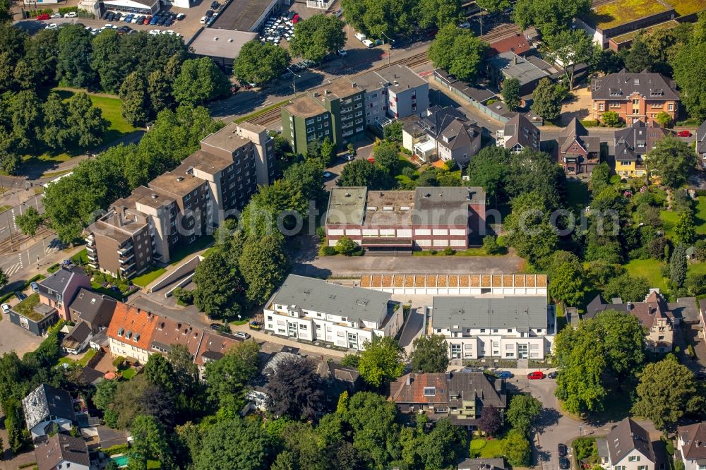 Gelsenkirchen from the bird's eye view: New build apartment houses at the Tower Street in Gelsenkirchen - Buer in North Rhine-Westphalia