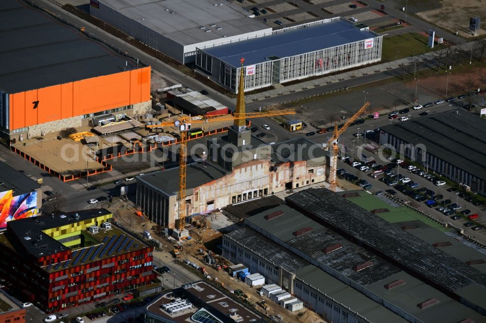 Leipzig from above - Construction site of the function and archive building Stadtarchiv in the formerly Messehalle 12 Achilleion in the district Zentrum-Suedost in Leipzig in the state Saxony, Germany