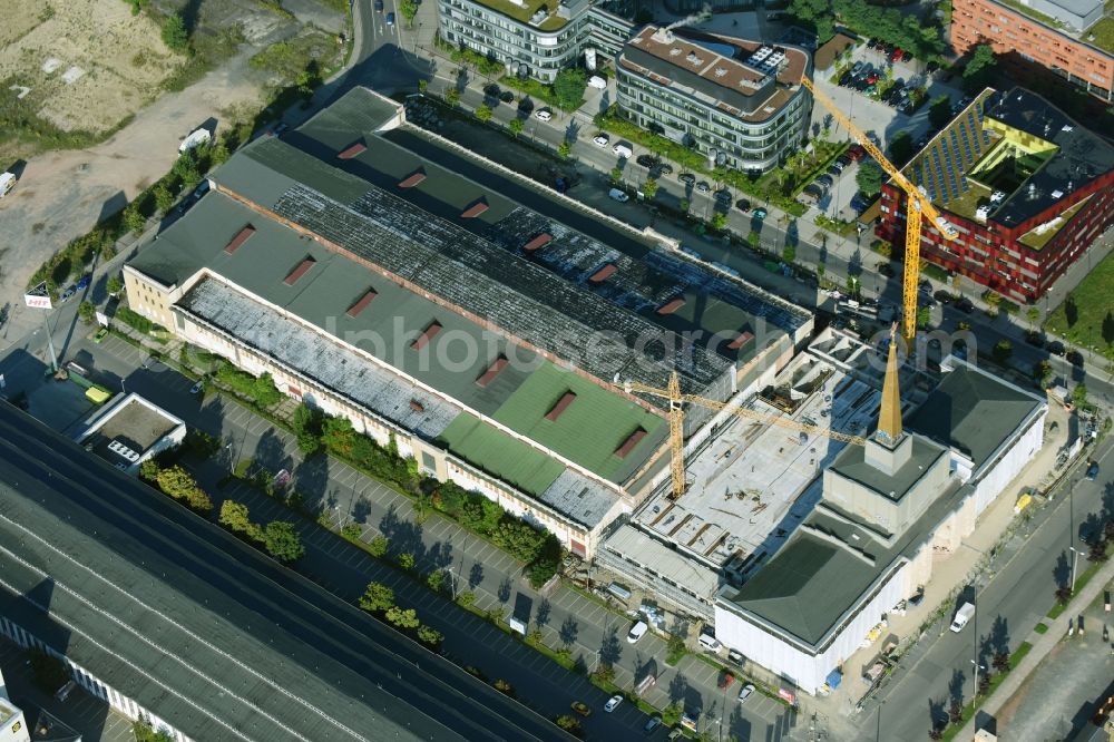 Aerial photograph Leipzig - Construction site of the function and archive building Stadtarchiv in the formerly Messehalle 12 Achilleion in the district Zentrum-Suedost in Leipzig in the state Saxony, Germany