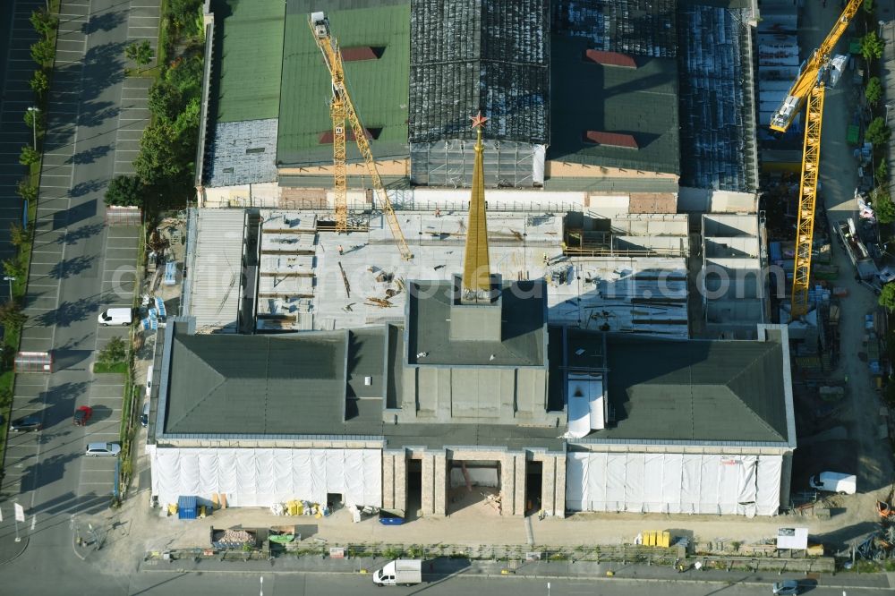 Aerial photograph Leipzig - Construction site of the function and archive building Stadtarchiv in the formerly Messehalle 12 Achilleion in the district Zentrum-Suedost in Leipzig in the state Saxony, Germany