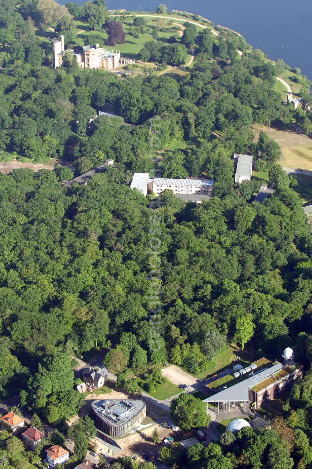 Aerial image Potsdam - Blick auf die fertige Erweiterungsbaustelle des Astrophysikalisches Institut Potsdam, An der Sternwarte 16 in 14482 Potsdam.