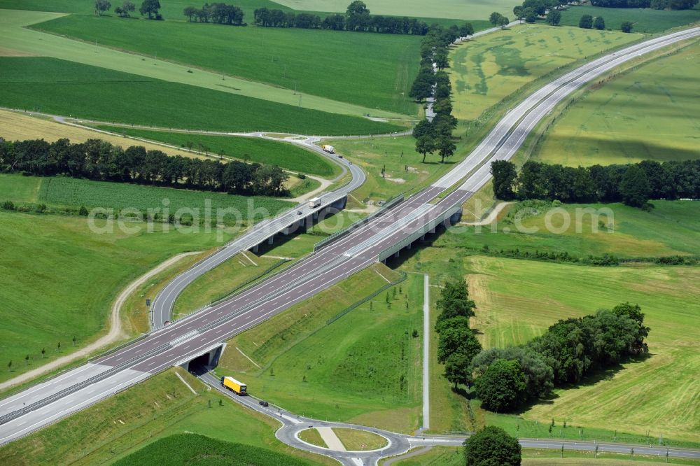 Aerial photograph Karstädt - Highway - motorway bridge of the A 14 in Order of DEGES Deutsche Einheit Fernstrassenplanungs- and -Bau GmbH by Johann Bunte Bauunternehmung GmbH & Co. KG in the district Garlin in Karstaedt in the state Brandenburg, Germany