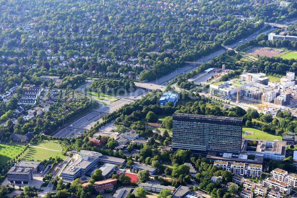 Aerial photograph Hamburg - New construction of the route in the course of the motorway tunnel construction of the BAB A 7 in the district Othmarschen in Hamburg, Germany