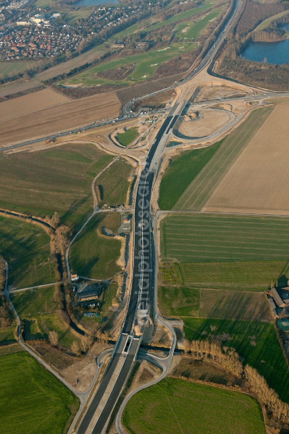 Aerial image Duisburg - View of the new construction of the interchange Duisburg-South in Duisburg in the state North Rhine-Westphalia