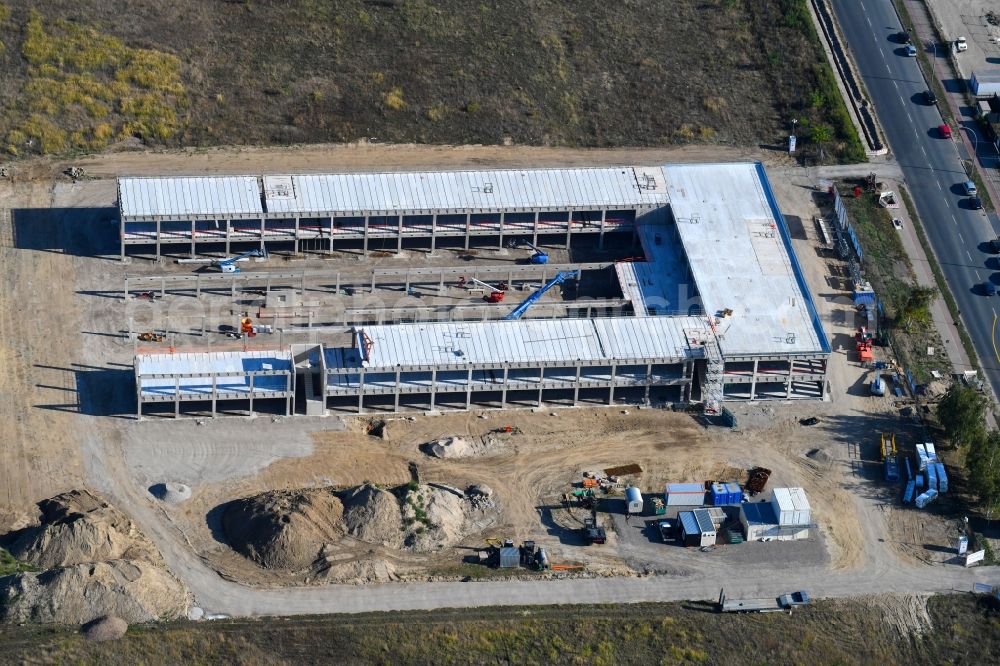 Aerial photograph Berlin - New building construction site in the industrial park CleanTech Business Park in the district Marzahn in Berlin, Germany