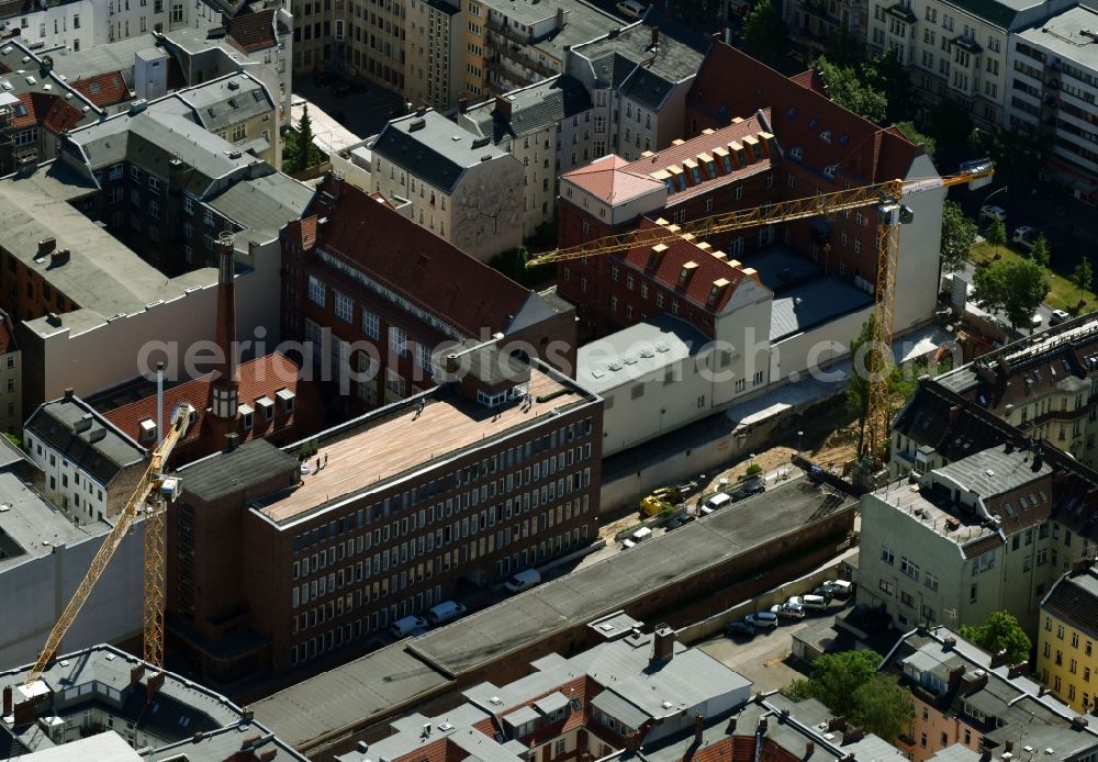 Berlin from the bird's eye view: New building construction site in the industrial park Hauptstrasse in the district Schoeneberg in Berlin, Germany