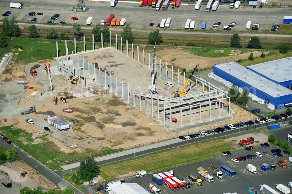 Aerial photograph Hoppegarten - New building construction site in the industrial park Industriestrasse - Alter Feldweg of Firma coolback GmbH in the district Dahlwitz-Hoppegarten in Hoppegarten in the state Brandenburg, Germany